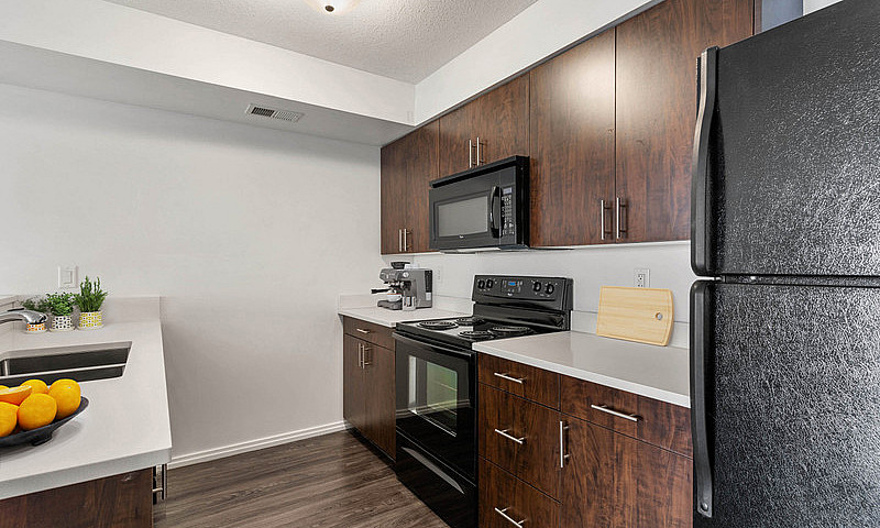 1 Bedroom Available ...