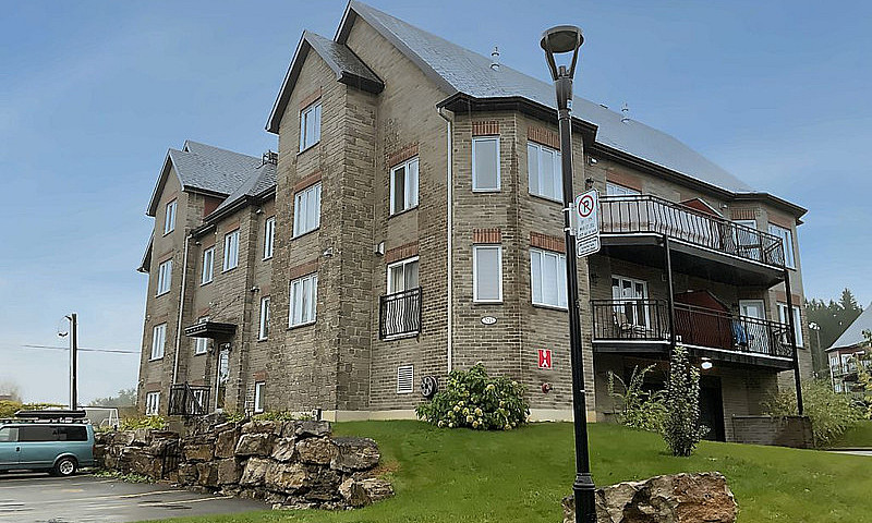 370 000$ - Condo À V...