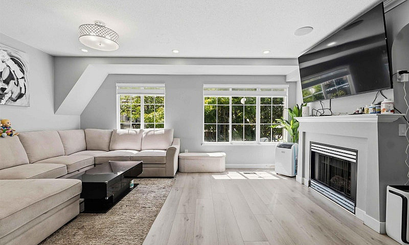 43 12778 66 Avenue S...