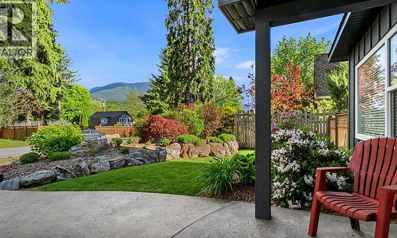 98 2Nd Avenue Nw Nak...