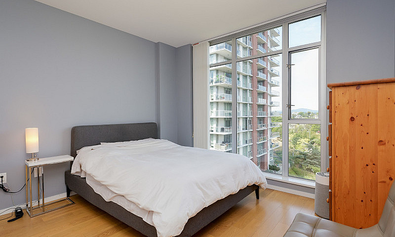 Luxurious 1-Bedroom ...