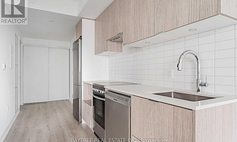 2512 - 395 Bloor Str...