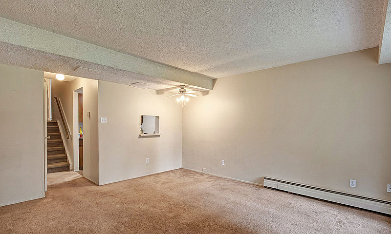 2 Bed X 1 Bath Apart...