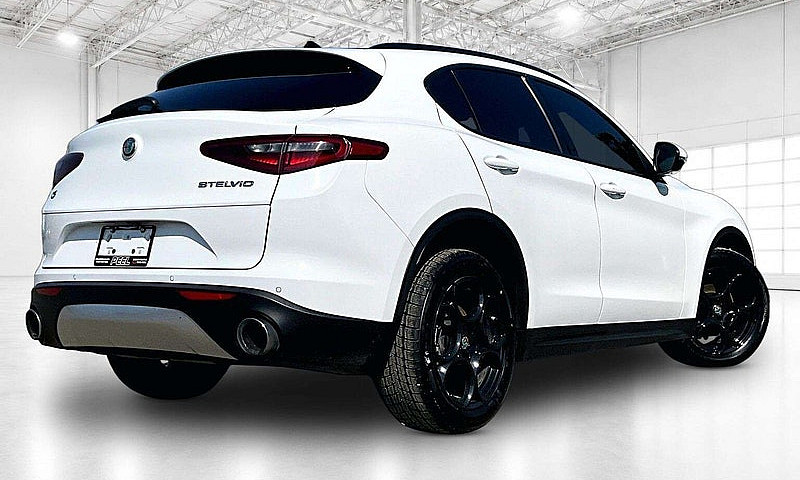 2019 Alfa Romeo Stel...