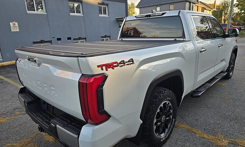 2023 Toyota Tundra 4...