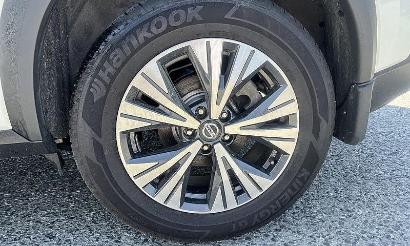 2021 Nissan Rogue Sv...
