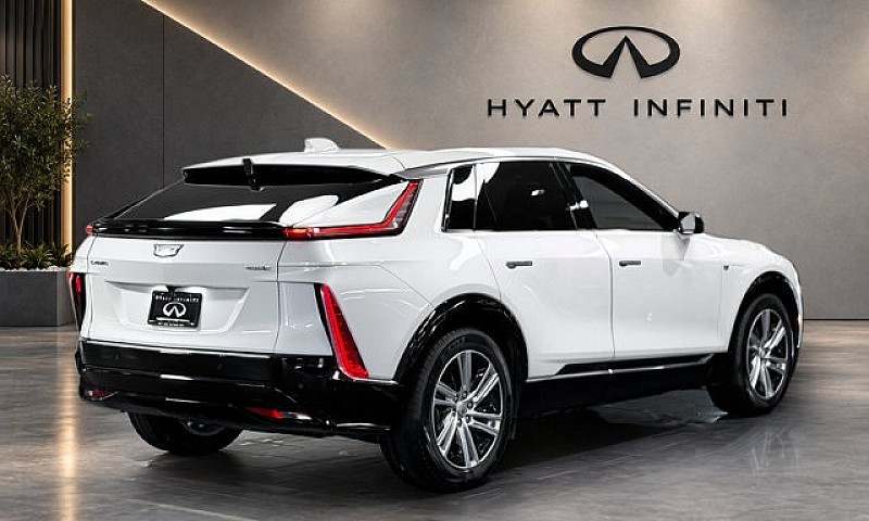 2024 Cadillac Lyriq ...