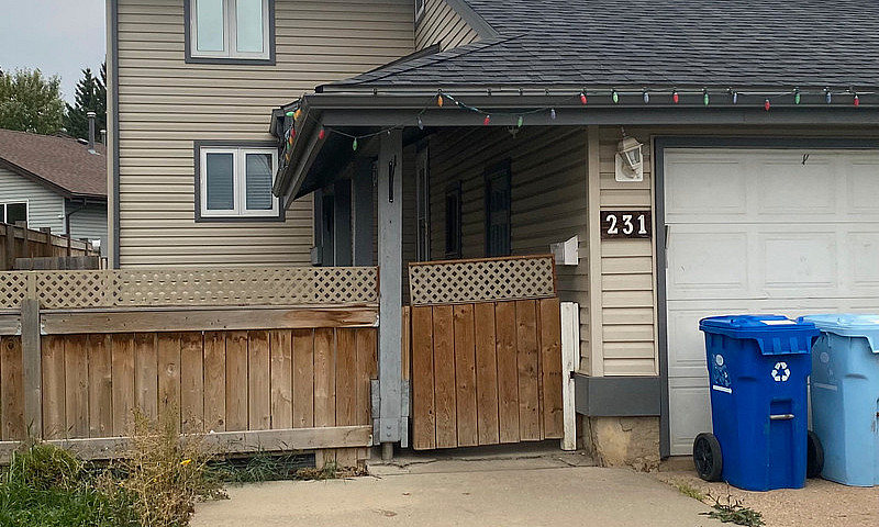 231 Athabasca Ave...