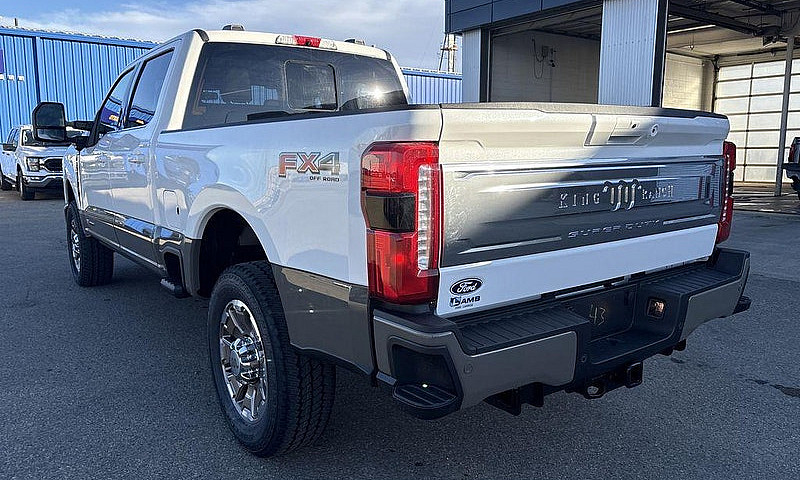 2027 Ford F-350 Supe...