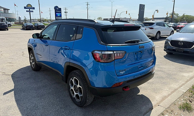 2022 Jeep Compass...