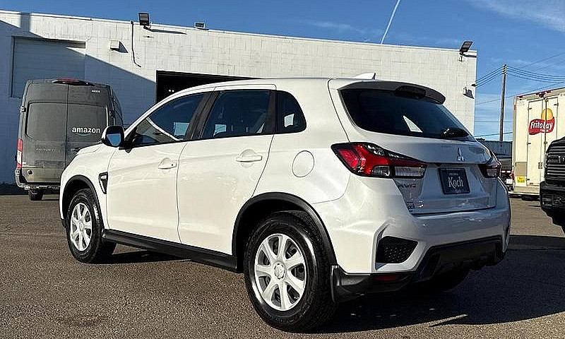 2021 Mitsubishi Rvr ...