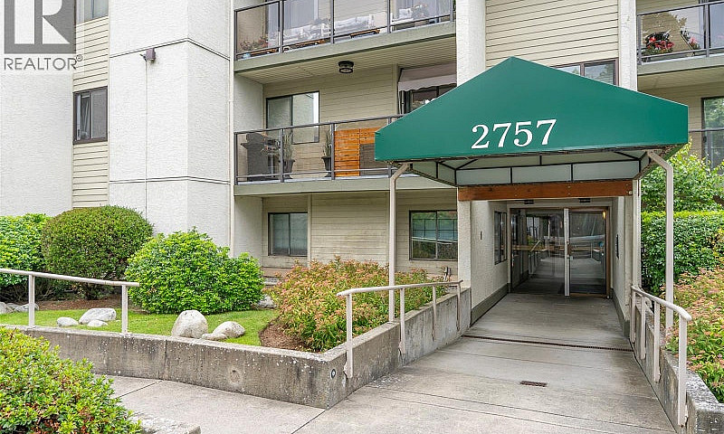 104 2757 Quadra St V...