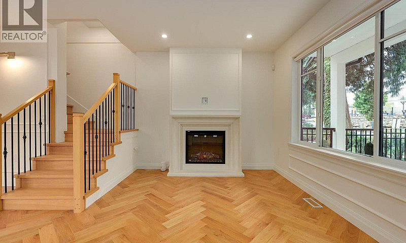 259 E 23Rd Street No...