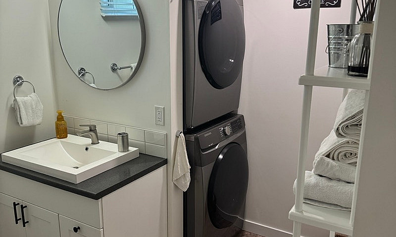 1-Bedroom 1-Bathroom...