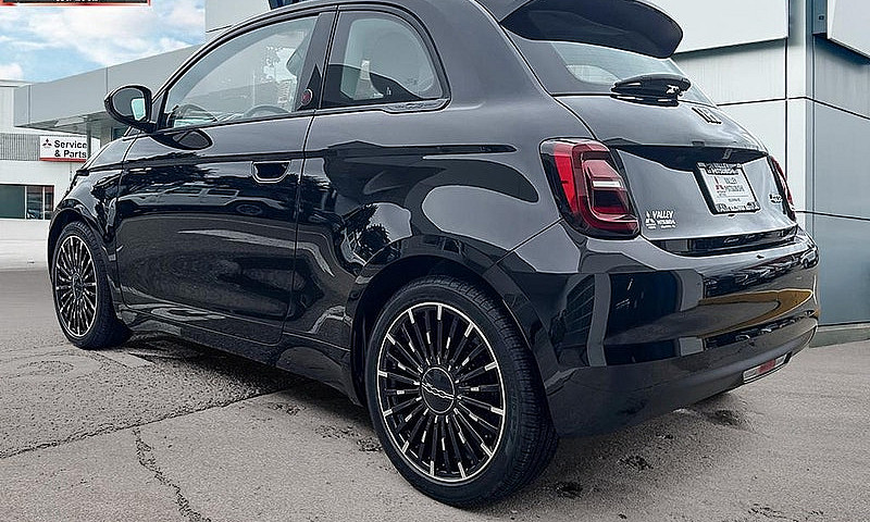 2025 Fiat 500E (Red)...