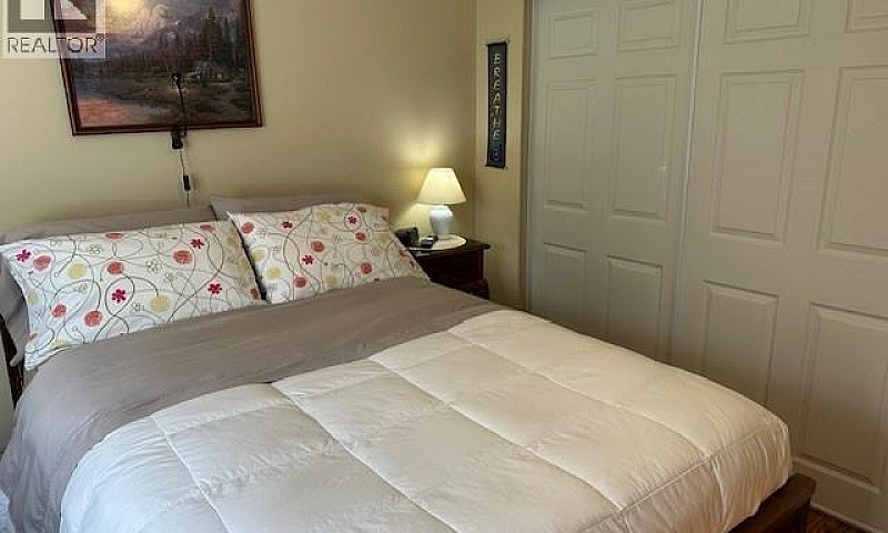 110 18 King George S...