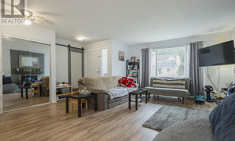 12145 207A Street Ma...