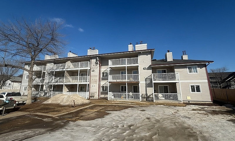 West Edmonton 2 Bed ...