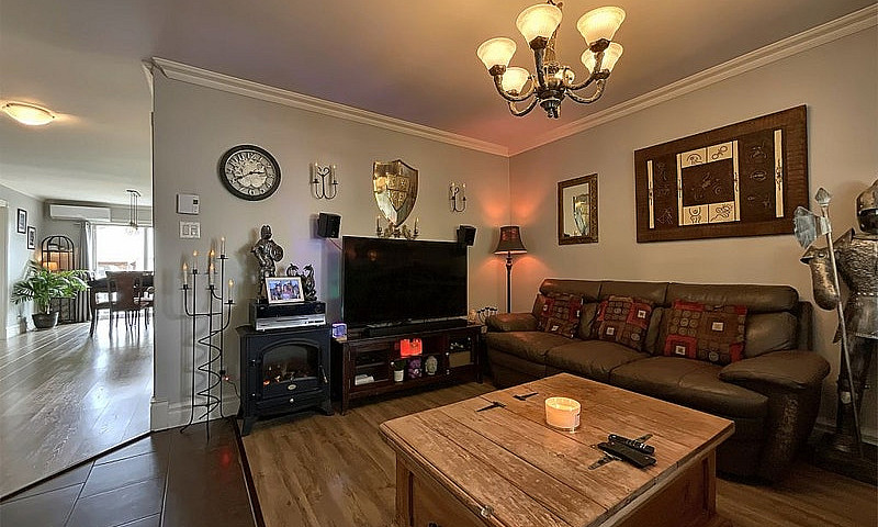$539,000 - Duplex Fo...
