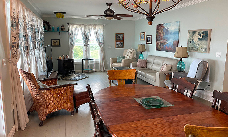 Rare Waterfront Acre...