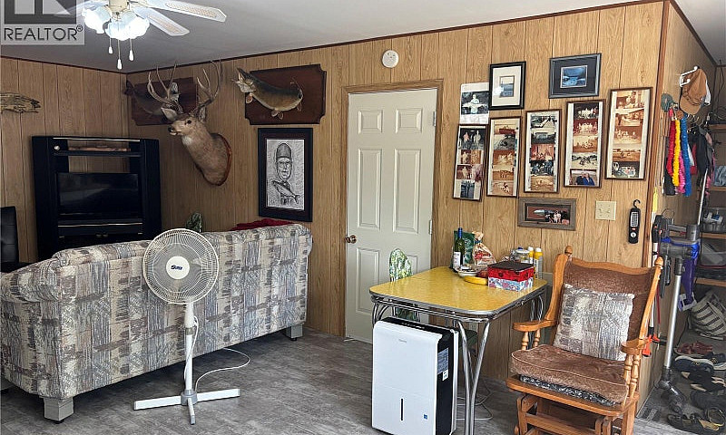 Wallman Cabin (Otter...