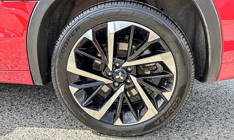 2024 Mitsubishi Outl...
