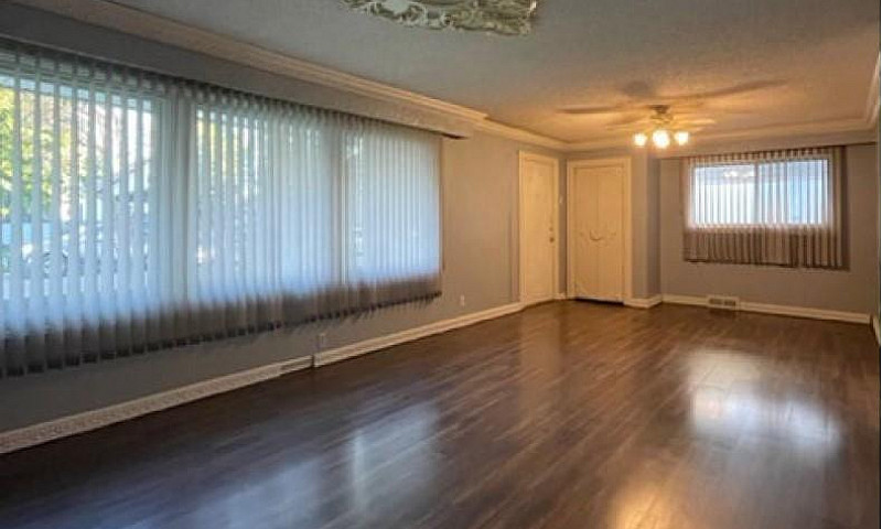 378 Larsen Avenue, 3...