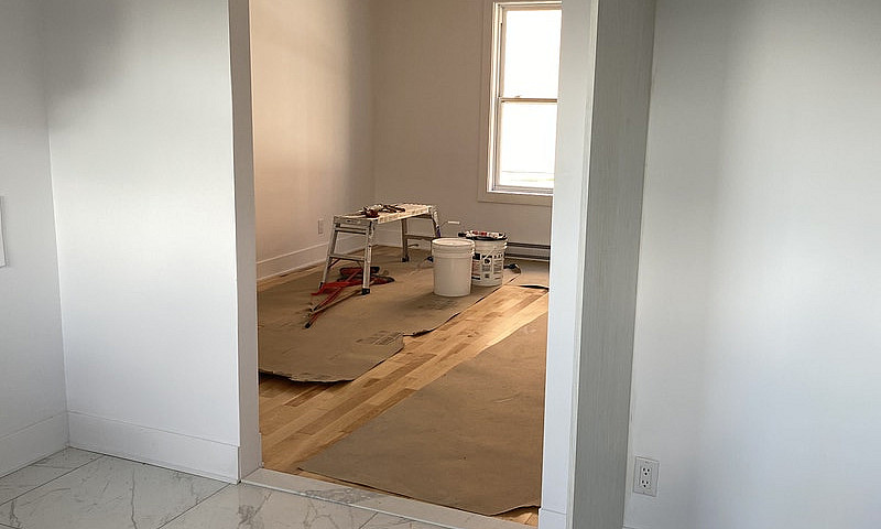 Fully Renovated 4 1/...