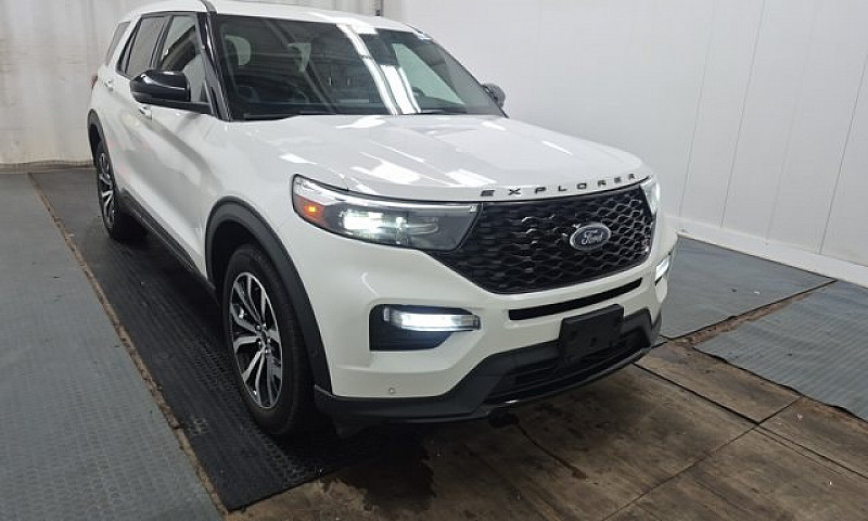 2022 Ford Explorer S...