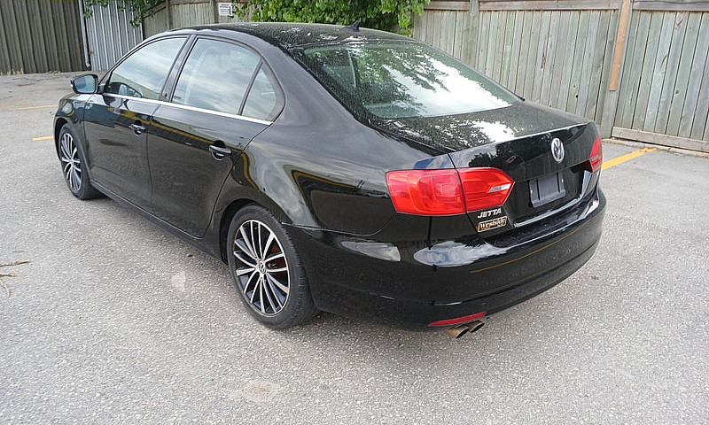 2014 Volkswagen Jett...
