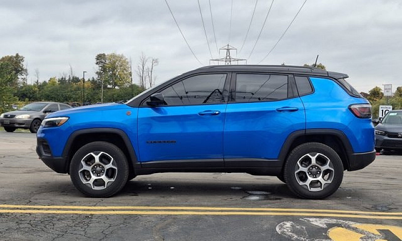 2022 Jeep Compass Tr...