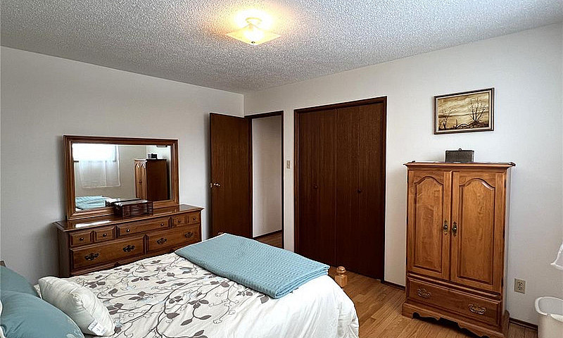 513 Cochin Avenue...