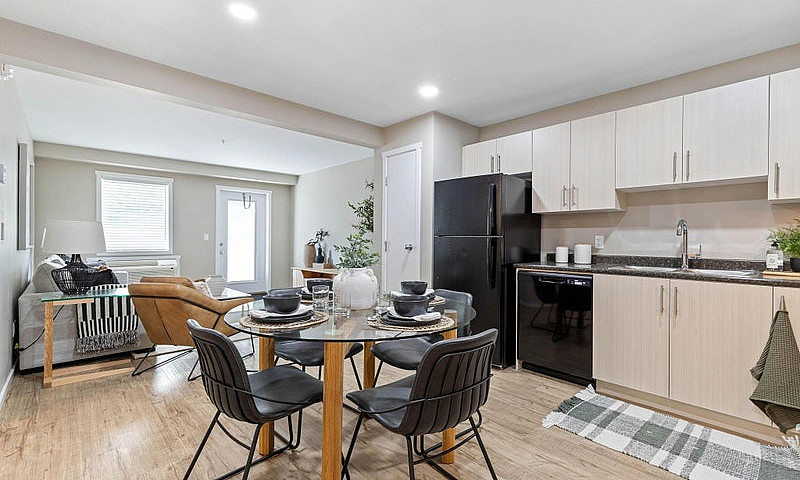 Pet-Friendly One Bed...