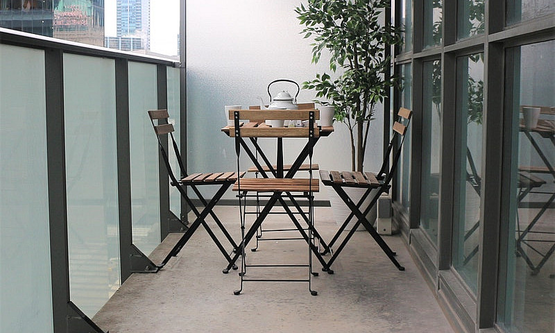Maple Leaf Sq.1Br Wi...