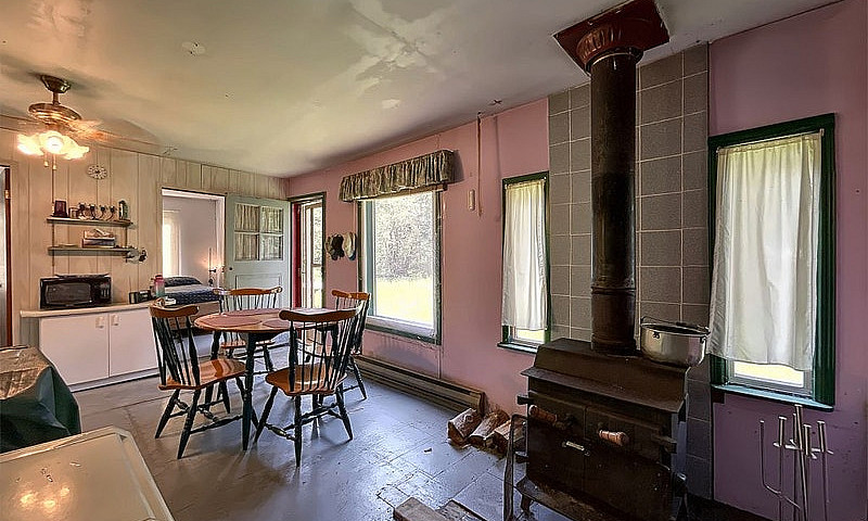 $70,000 - Cottage Fo...