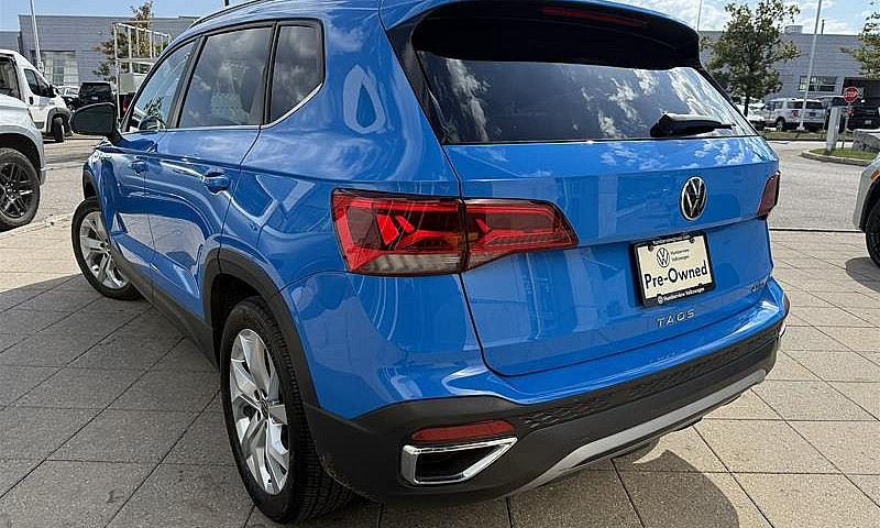 2022 Volkswagen Taos...