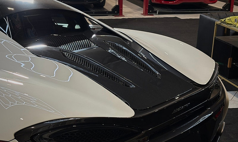 2016 Mclaren 570S...