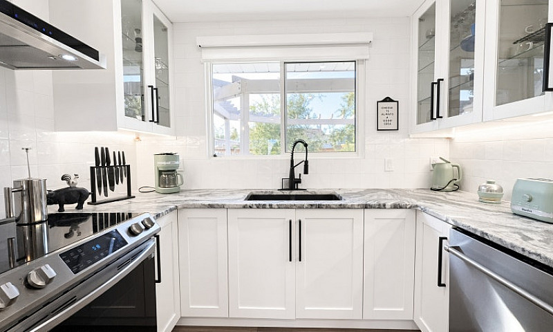 6,299 Sq Ft Duggan L...