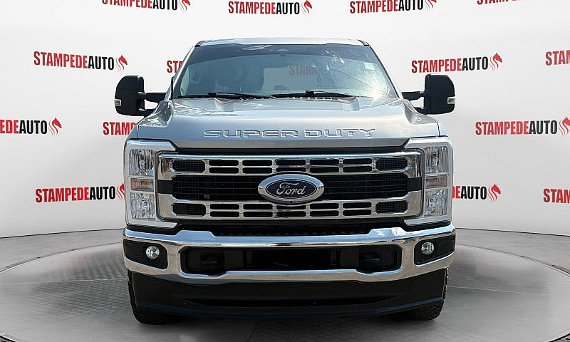 2023 Ford Super Duty...