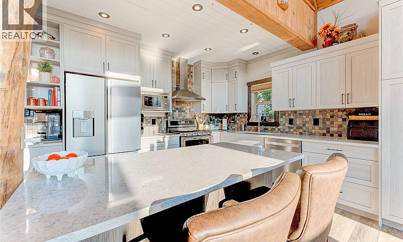 605 Cedar Close Beav...