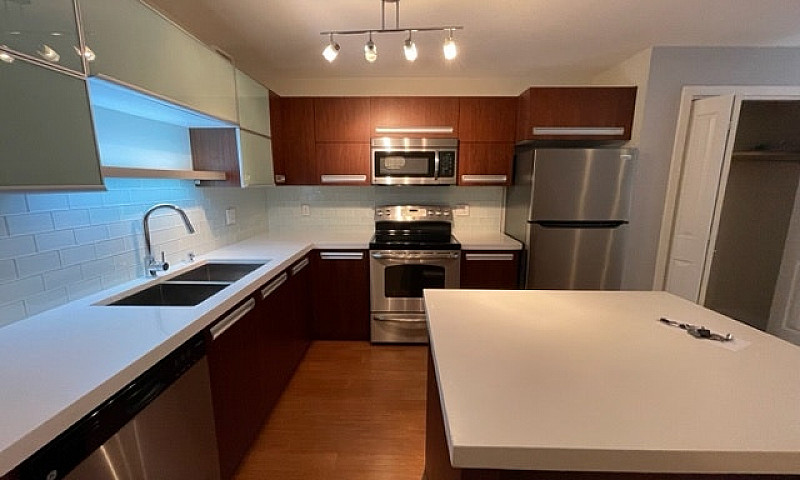 2 Bed Townhouse In W...