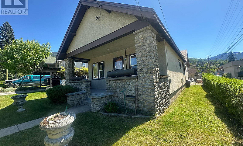 510 Kokanee Avenue N...