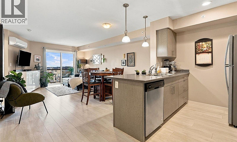 2418 5500 Mitchinson...