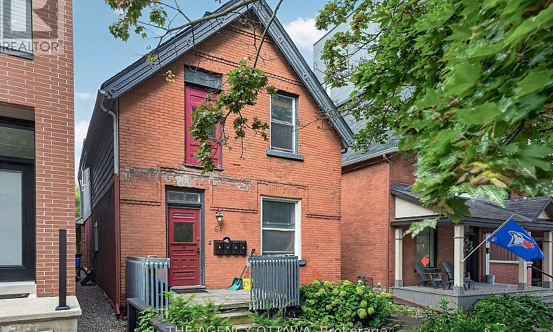 64 Bayswater Avenue ...