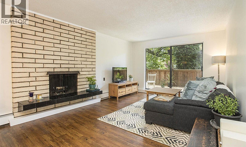 102 1515 E 5Th Avenu...