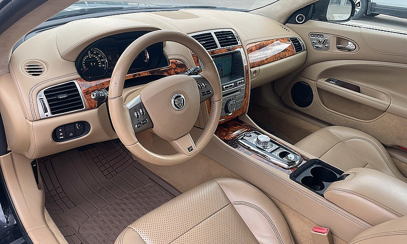 Jaguar Xkr Convertib...
