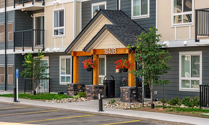 Pet-Friendly Three B...