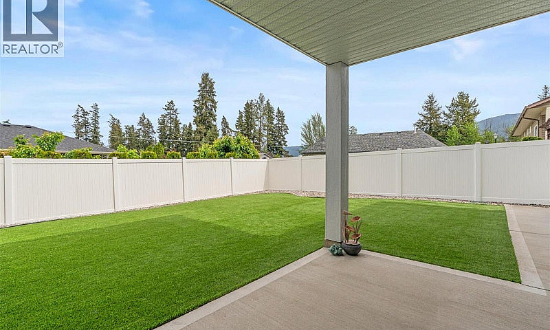 3270 Birban Avenue A...