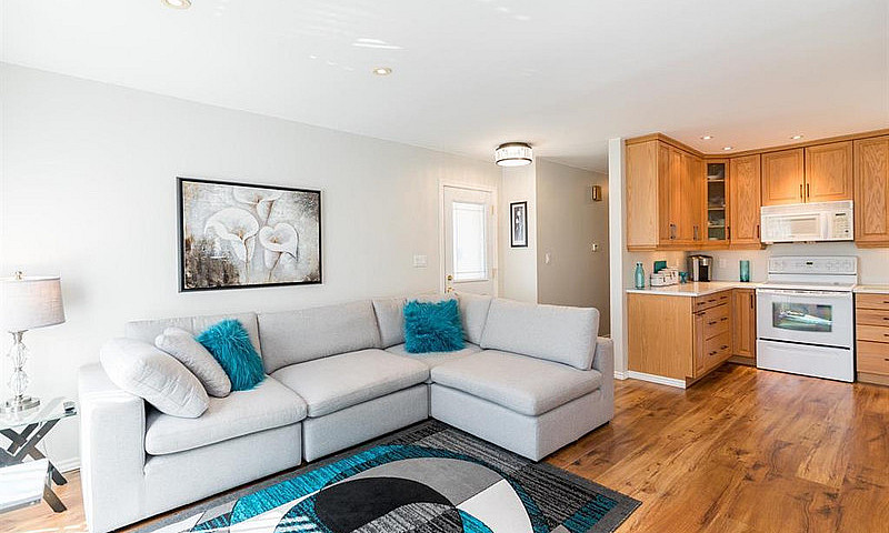 3-Bedroom House In L...