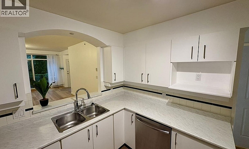 212 3600 Windcrest D...